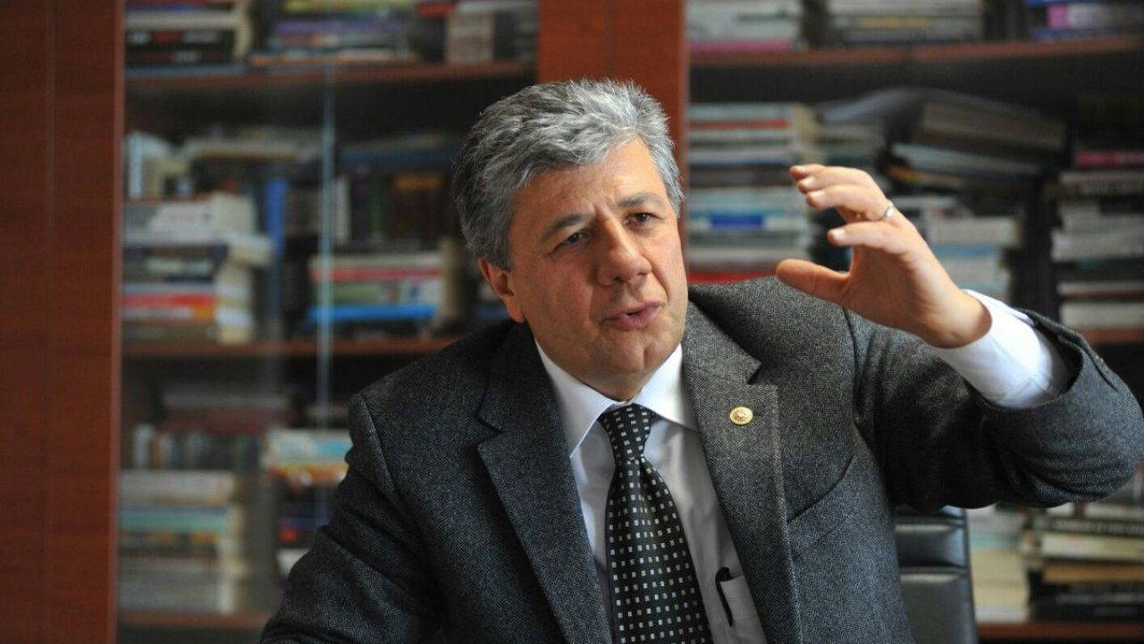 Mustafa Balbay’dan 'CHP kapatılsın dedi' iddialarına sert yanıt: 'Bu yorumu çıkarmak butlana gerekçe aramak kadar imkânsız'