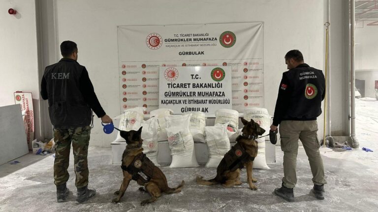 Gürbulak sınır kapısında 4,5 tondan fazla uyuşturucu ele geçirildi