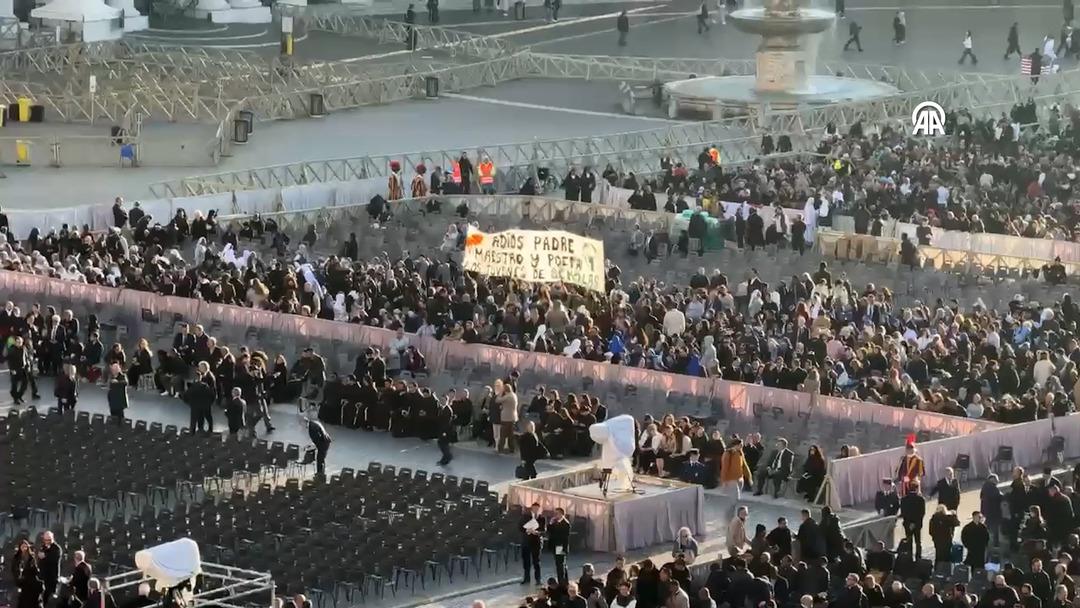 HABER.00_03_23.STILL055