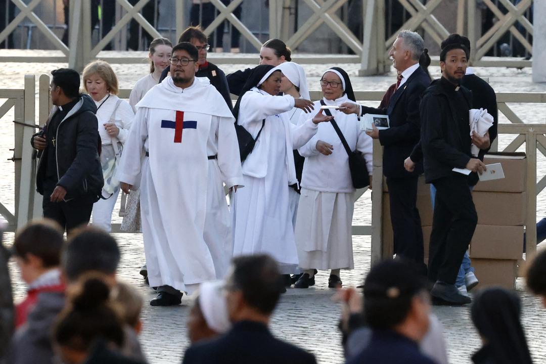 AA-20250426-375374-3753769-PAPA_FRANCISCUSUN_CENARE_TRENLA_AIN_HAZHEAD