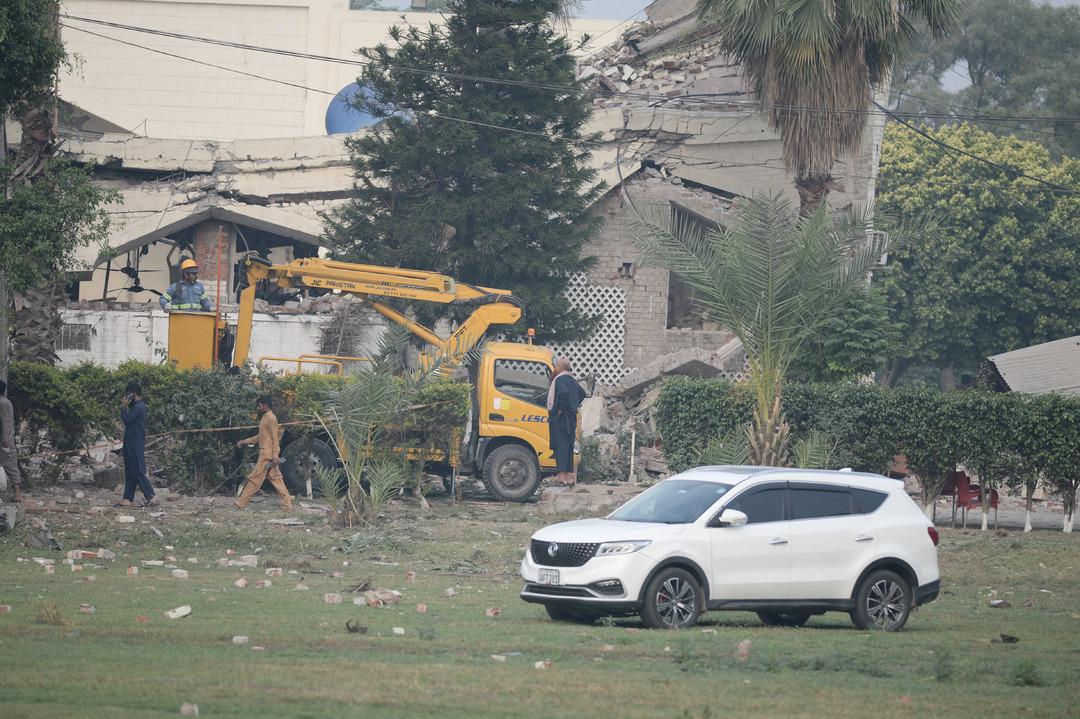 AA-202507-37868309-37868294